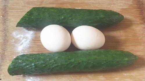 蛋仔吃瓜黑白,黑白世界中的趣味冒险