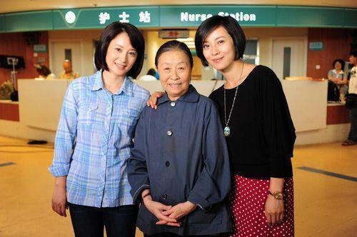 北大苏岩吃瓜群,揭秘校园里的“瓜田”趣事