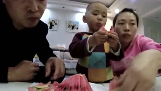 子圣妈妈吃瓜,揭秘娱乐圈幕后故事