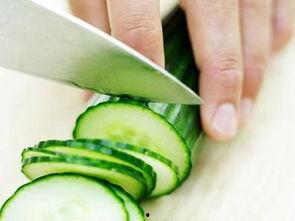 饭圈用什么吃瓜,揭秘明星幕后，用“吃瓜”姿势解锁娱乐圈真相