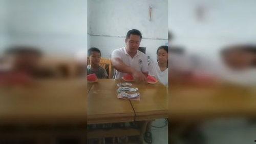 游三吃瓜比赛,游三吃瓜大赛精彩瞬间回顾