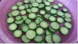 脆瓜腌怎么吃,多样吃法尽享美味