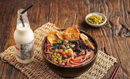 瓜爸吃螺蛳粉,瓜爸的螺蛳粉美食之旅