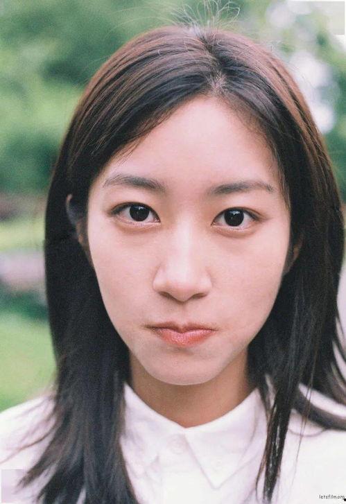 《吃瓜》博主投稿,娱乐圈幕后那些事儿